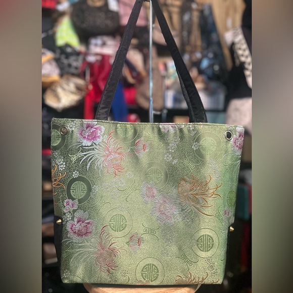 NWOT 2PC Asian Brocade Embroidered Tapestry Tote w/ Insert Slip Bag​ - Picture 2 of 12